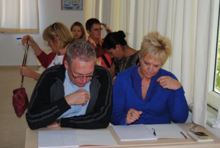 İngilizler, Türkçe öğrenmek için halk eğitim kursuna gidiyor