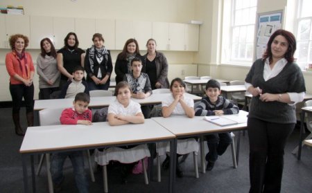 İngiltere'de Azeri Öğrenciler İçin Haftasonu Kursu