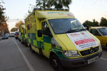 İngiltere'deki Müslümanlar da Suriye'ye el uzattı