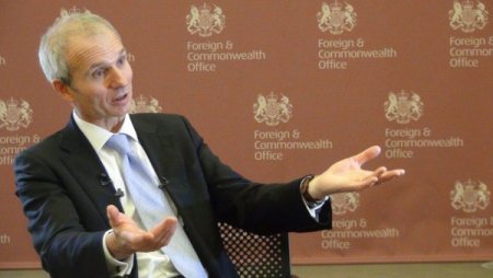 İngiltere'den tavsiye: Teröre destek olabilecek tüm yolları kapatın