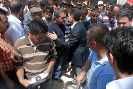 İnşaat İşçileri 1 Mayıs'ı Şantiyede Kutladı