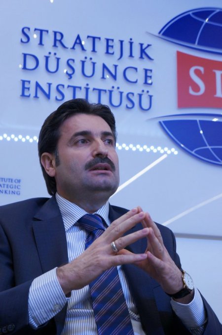 İnsan Hakları Komisyonu Başkanı Üstün: Kaba kuvvet, işkence kalkmıştır