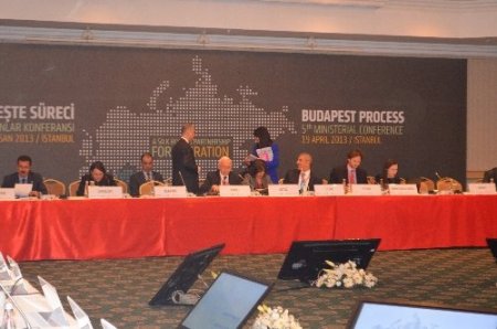 İnsan kaçakçılığı ve yasa dışı göç, İstanbul'da masaya yatırılıyor