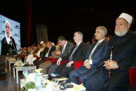 “İnsanlığın icma ve diyaloga ihtiyacı var”