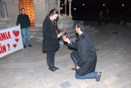 İnsansız hava aracı ile evlilik teklifi yaptı