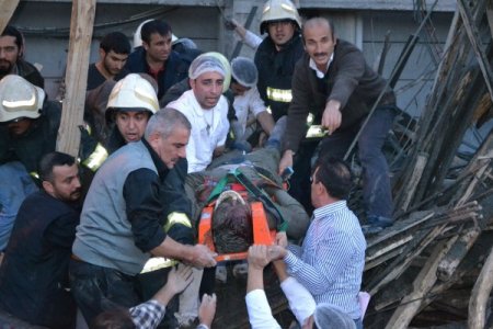 İnşatta göçük: 1 ölü, 3 yaralı