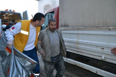 İnşatta göçük: 1 ölü, 3 yaralı