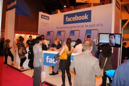 “internet Dünyası” Fuarına Türk Şirketleri İlgi Göstermedi