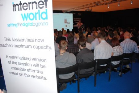 “internet Dünyası” Fuarına Türk Şirketleri İlgi Göstermedi