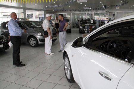 İnternetten satış nedeniyle ikinci el otoda fiyatlar düşmüyor