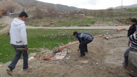 İnternetten sıkılan çocuklar eski oyunlara yöneldi