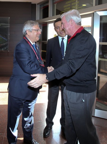 IOC Komisyonu, Fenerbahçe Ülker Arena ve Şükrü Saracoğlu Stadı’nı gezdi