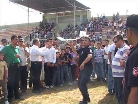 Irak Sınırında 'model Uçak Yarışması' Düzenlendi