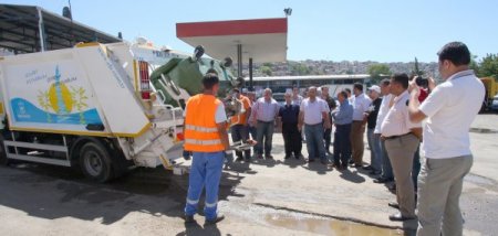 Iraklı belediye başkanları, Konak Belediyesi'ni inceledi