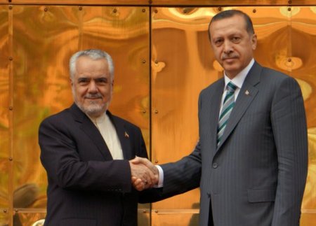 İran Cumhurbaşkanı Yardımcısı Rahimi, Başbakanlık'ta resmi törenle karşılandı