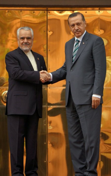 İran Cumhurbaşkanı Yardımcısı Rahimi, Başbakanlık'ta resmi törenle karşılandı