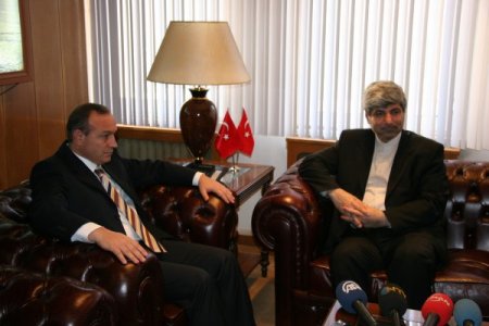 İran Dışişleri Bakanlığı Sözcüsü: Bakan Şahin'in PKK açıklamasına şaşırdık