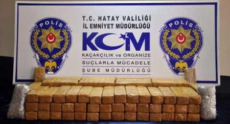 İran’dan getirdikleri eroini Hollanda’ya götürmek isterken yakalandılar