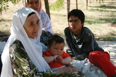 İran'ın sınır dışı ettiği Afgan aileler Türkiye’ye sığındı