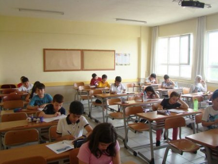 İrfan Koleji Öğrencileri, Cambridge Üniversitesi'nin Dil Sınavında Ter Döktü