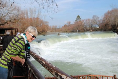 Irmakta su seviyesi düşünce Manavgat Şelalesi'ne ziyaretler başladı