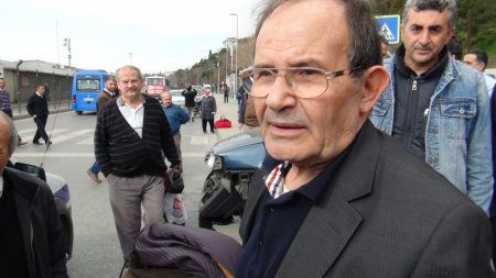 İş adamının geçirdiği trafik kazası güvenlik kamerasında