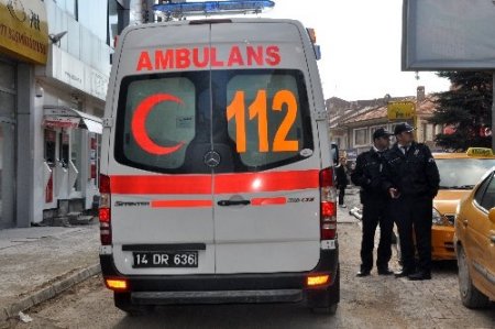 İş ararken sara nöbeti geçiren genç, yaralandı