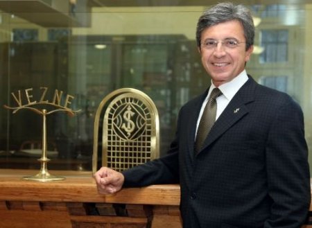 İş Bankası'nın 2009 Konsolide Net Karı 2 Milyar 752 Milyon