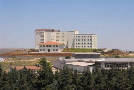 İş Garantili Naci Topçuoğlu Meslek Yüksek Okulu Yeni Öğrencilerini Bekliyor