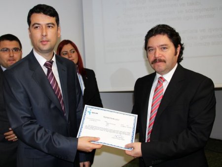 İŞ-KUR personeline liderlik ve iletişim semineri verildi
