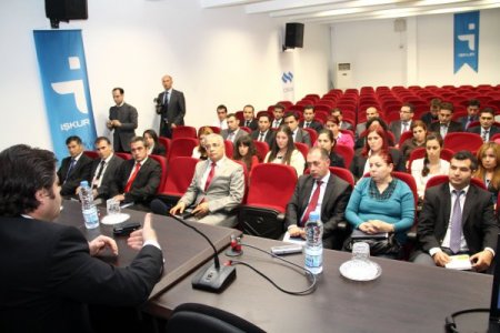 İŞ-KUR personeline liderlik ve iletişim semineri verildi