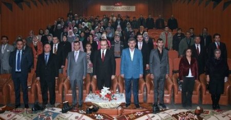 İş-kur'da Eğitimlerini Tamamlayan Kursiyerlere Sertifika