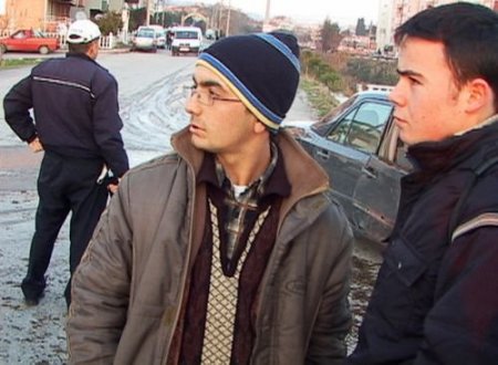 İş Makinesiyle Otomobil Çarpıştı: 1 Yaralı