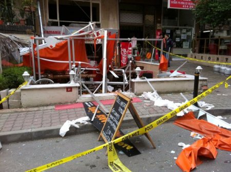 İş Yerinde Biriken Gaz, Bomba Gibi Patladı