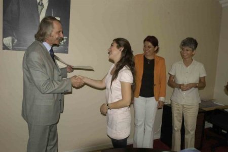 İşaret Dili Eğitiminde Sertifika Sevinci