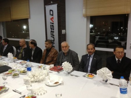 İscehisarlı mermer üreticileri Çin'den gelen heyeti ağırladı