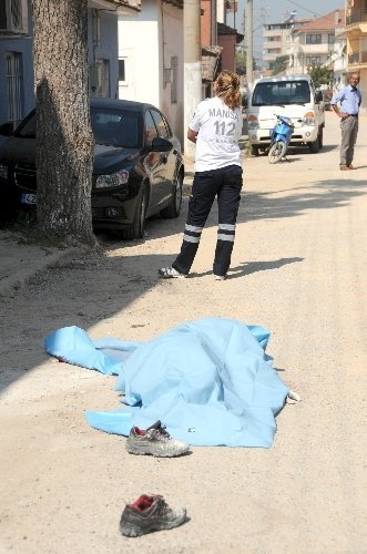 İşçi Bayramı'nda boya yaparken elektriğe kapılan işçi hayatını kaybetti