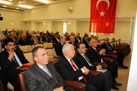 İşçi bulamayan mermer fabrikaları yüzde 50 kapasiteyle çalışıyor