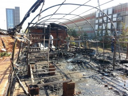 İşçi çadırında yangın ucuz atlatıldı