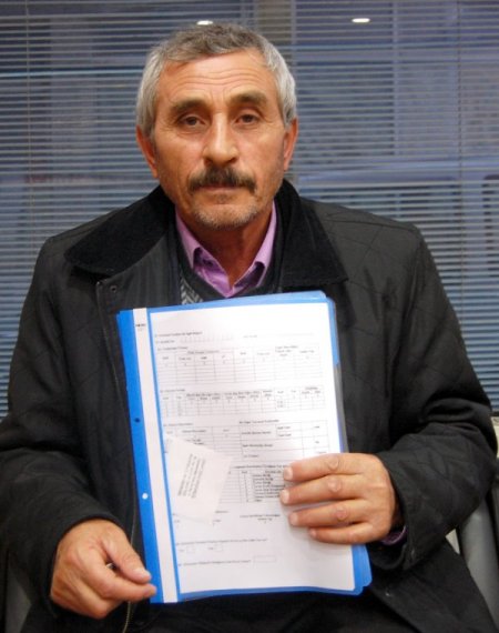 İşçi Mehmet Şahin'in çektiği krediyi çiftçi Mehmet Şahin'den istediler