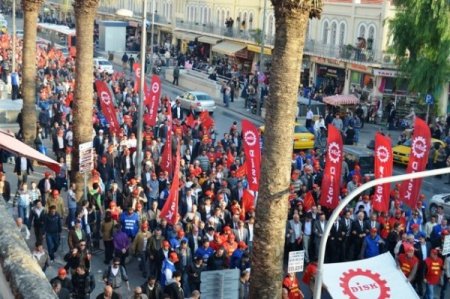 İşçiler, İZELMAN'daki ihale krizini protesto etti