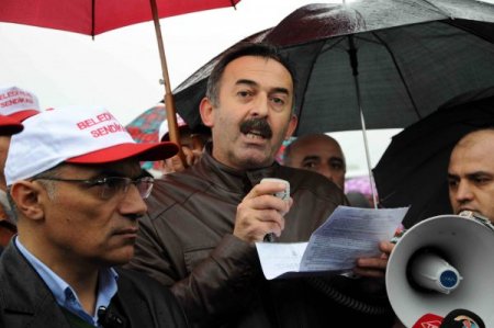 İşçilerin hayatını kaybettiği işletmede sendika üyeleri eylem yaptı