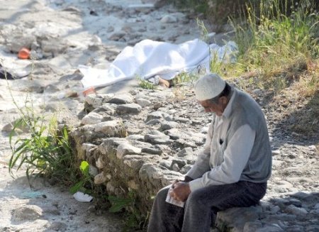 İşe giden genç kız, trenin çarpması sonucu hayatını kaybetti