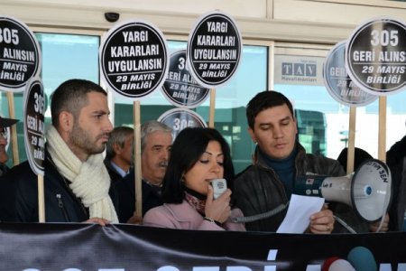 İşe iade kararı çıkan kabin amirleri, Hava-iş'i eleştirdi