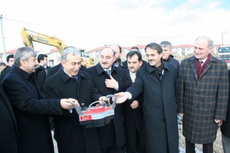 Işık Eğitim Kurumları Serdivan Kampüsü’nün temeli atıldı