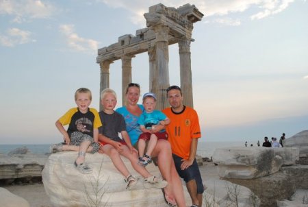 İskandinav turistler aileleriyle birlikte tatil yapmayı tercih ediyor