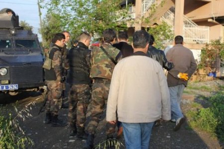 İskenderun'da eski milletvekilini de dolandıran çeteye operasyon