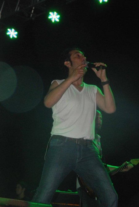 İskenderun'da Kıraç Konseri Yoğun İlgi Gördü