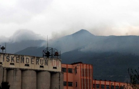 İskenderun'da yangın kontrol altına alndı