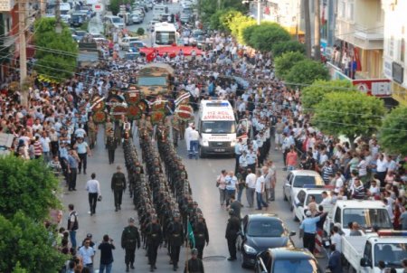 İskenderunlu Şehidin Eşinin Feryatları Yürekleri Dağladı